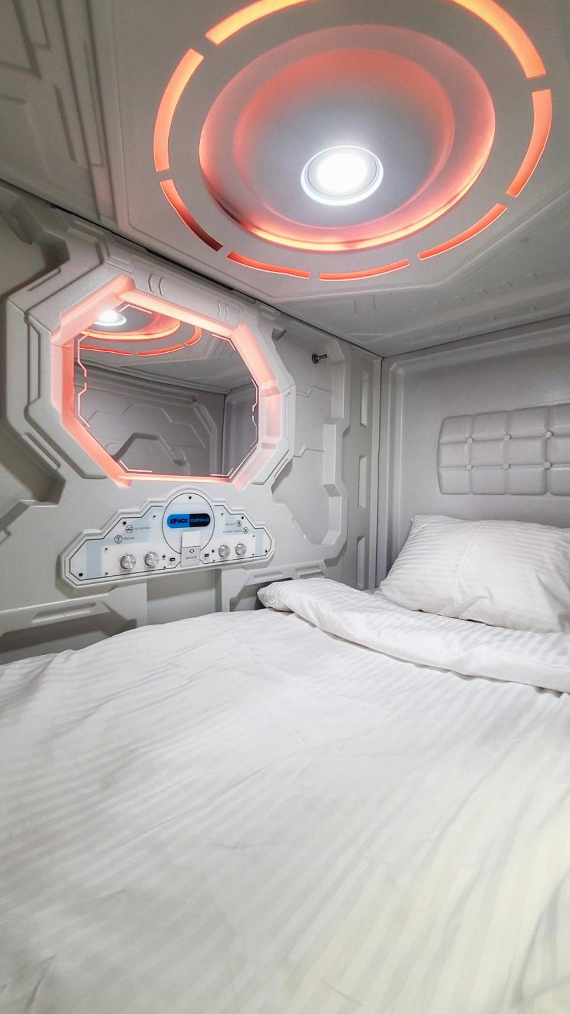 Capsula Hotel Erevan Exterior foto