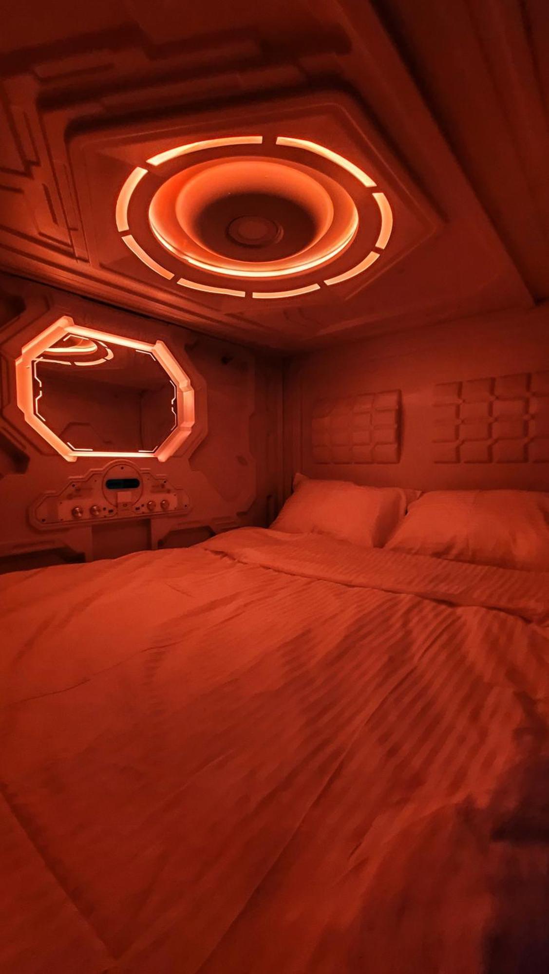 Capsula Hotel Erevan Exterior foto