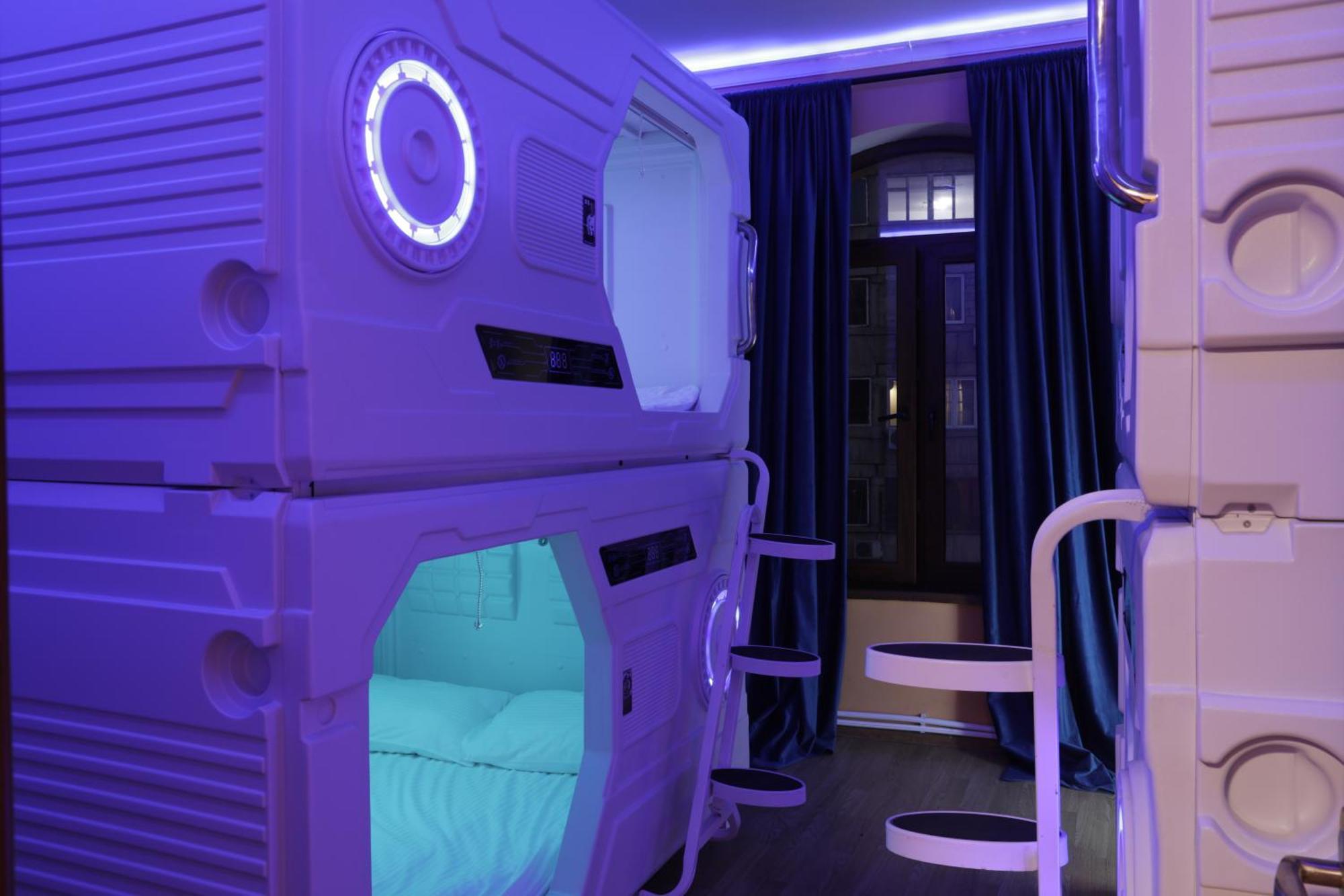 Capsula Hotel Erevan Exterior foto